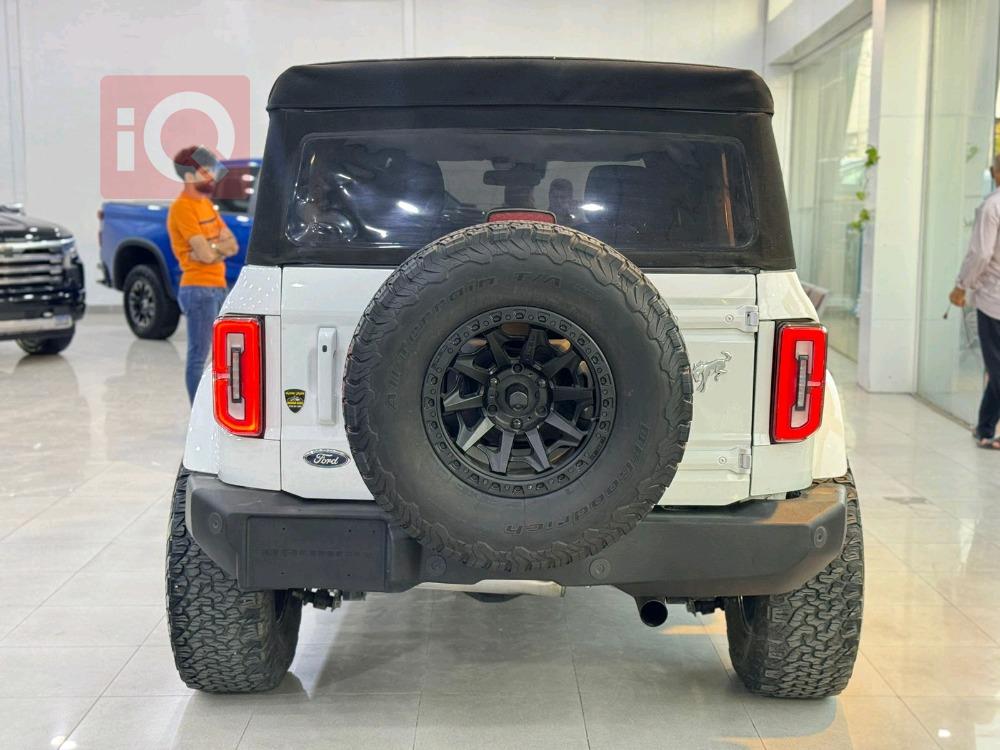 Ford Bronco